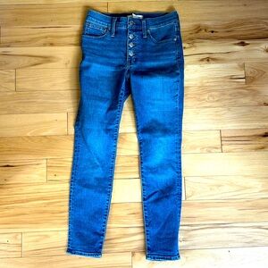 Madewell 9” mid rise skinny jeans with Button fly 25P petite